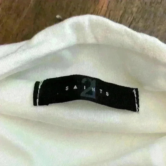 Bundle of Two Sleeveless Bodysuits Size Large - Picture 3 of 9